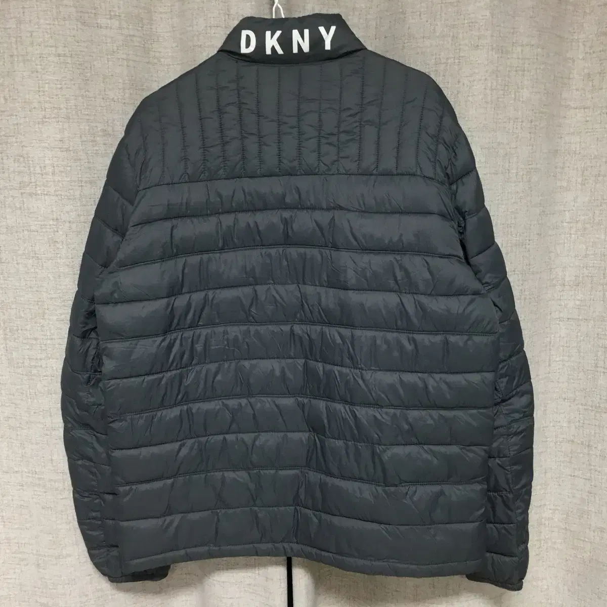 DKNY 남성 경량 패딩 M