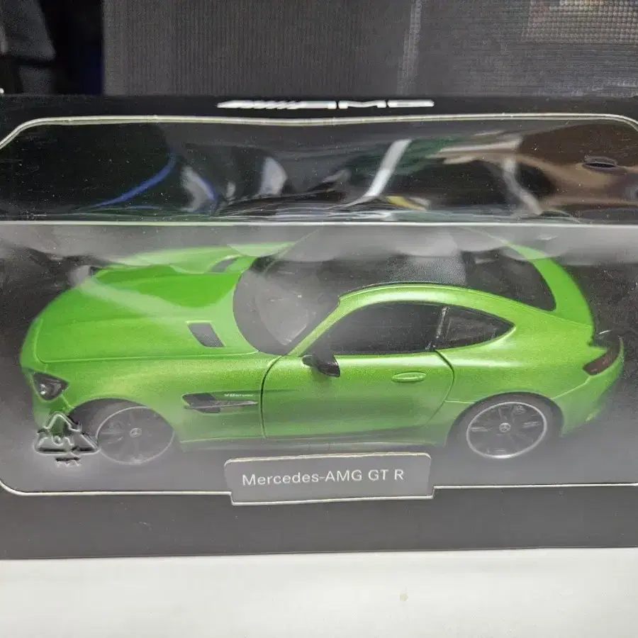 AMG GTR 다이캐스트 판매합니다