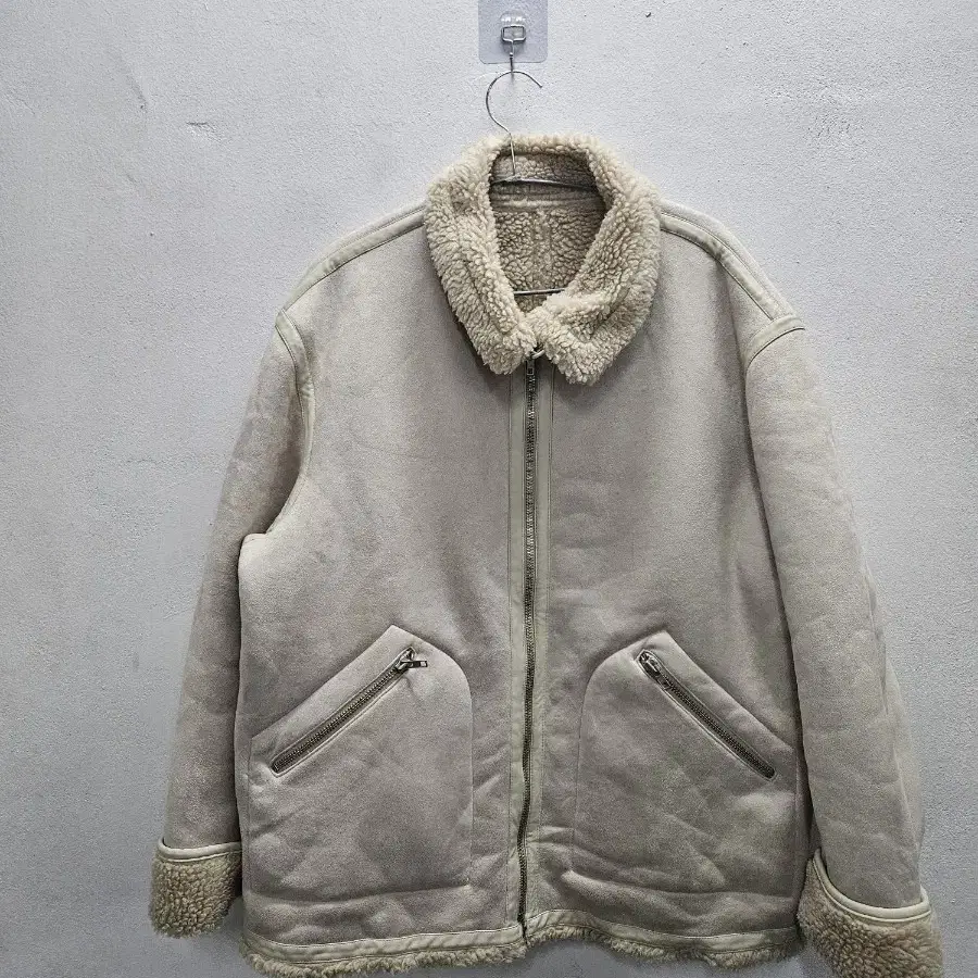 2XL 에잇세컨즈 무스탕 자켓