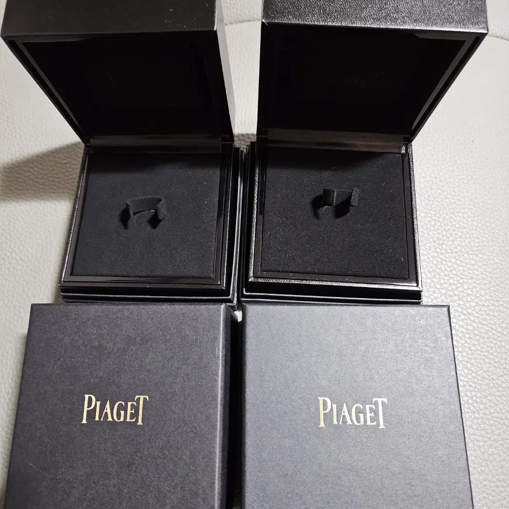 PIAGET 피아제 반지 케이스 커플 세트 판매합니다 :)