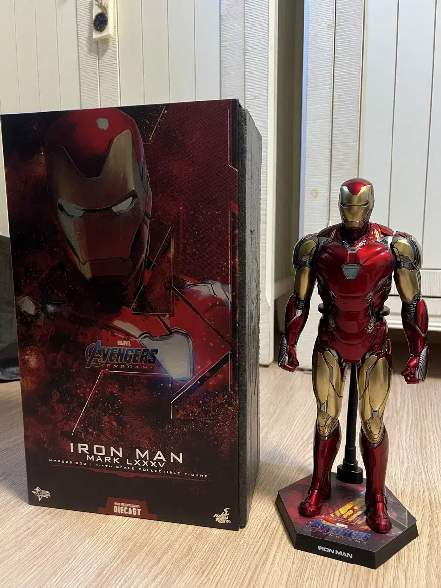 Hot Toys Iron Man mark 85