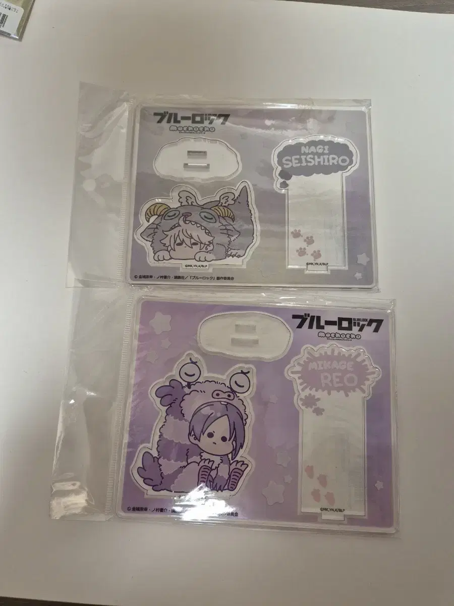 BLUELOCK Nagireo Mochocho acrylic stand in bulk