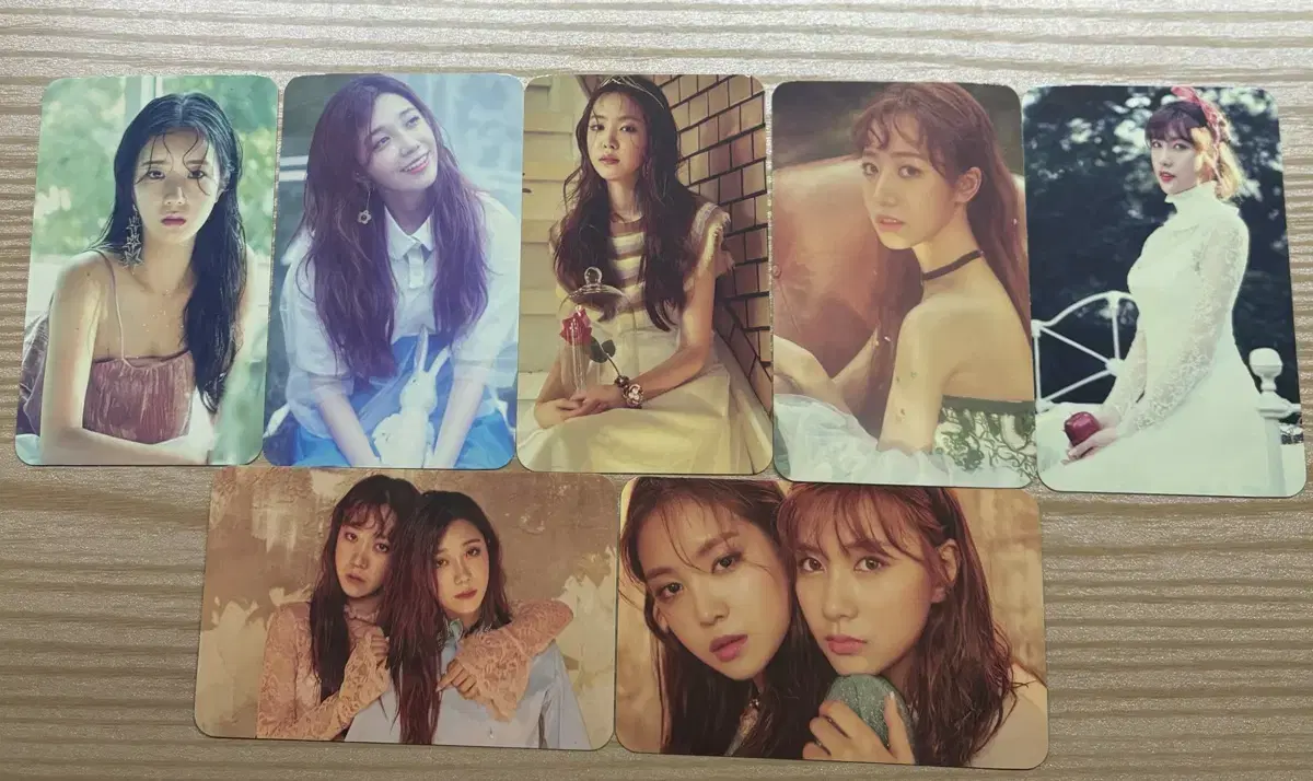 Apink 2017 Seasonal Grating photocard in bulk