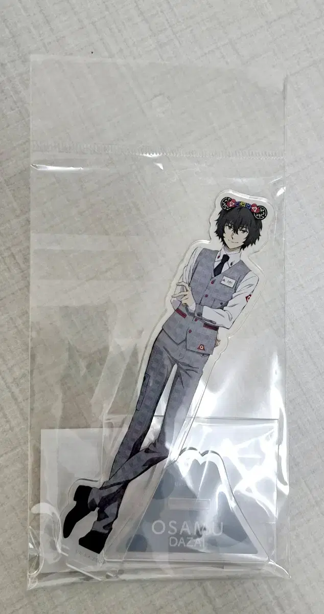 Moons Dog Dazai Fuji Q acrylic unsealed