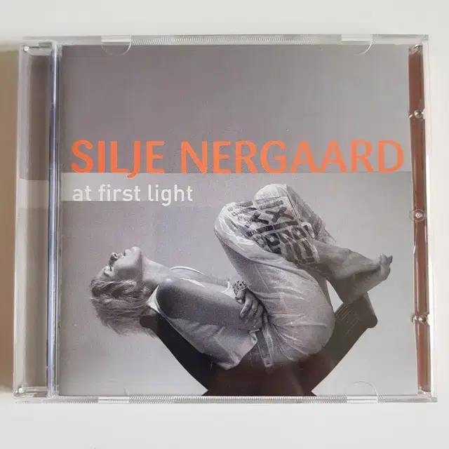 실예 네가드(Silje Nergaard) at first light