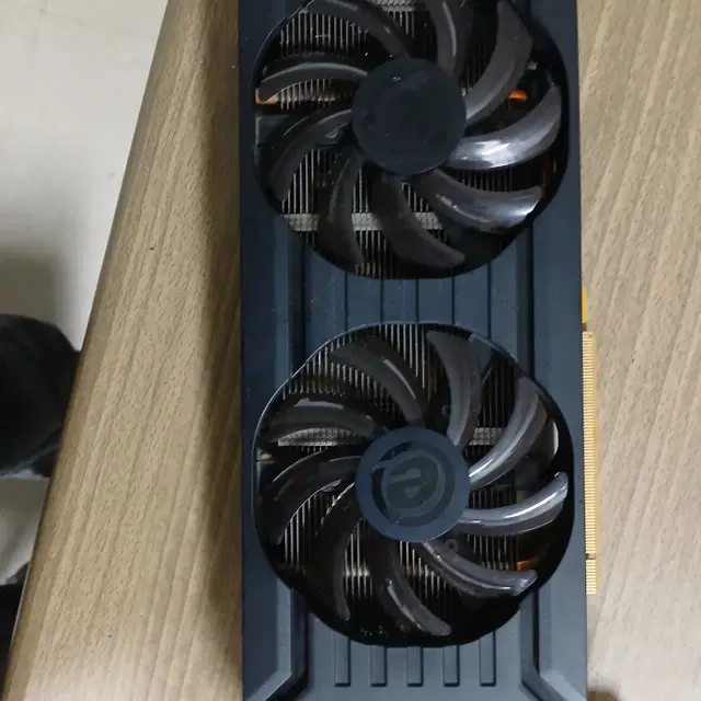 rx 5600 xt,  1060 6기가 판매 합니다.