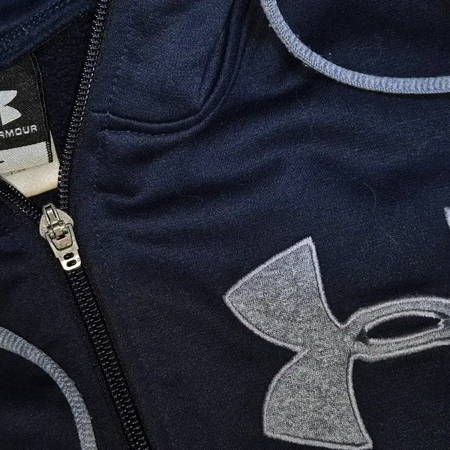 UNDER ARMOUR Loose-fit hoodie zip-up