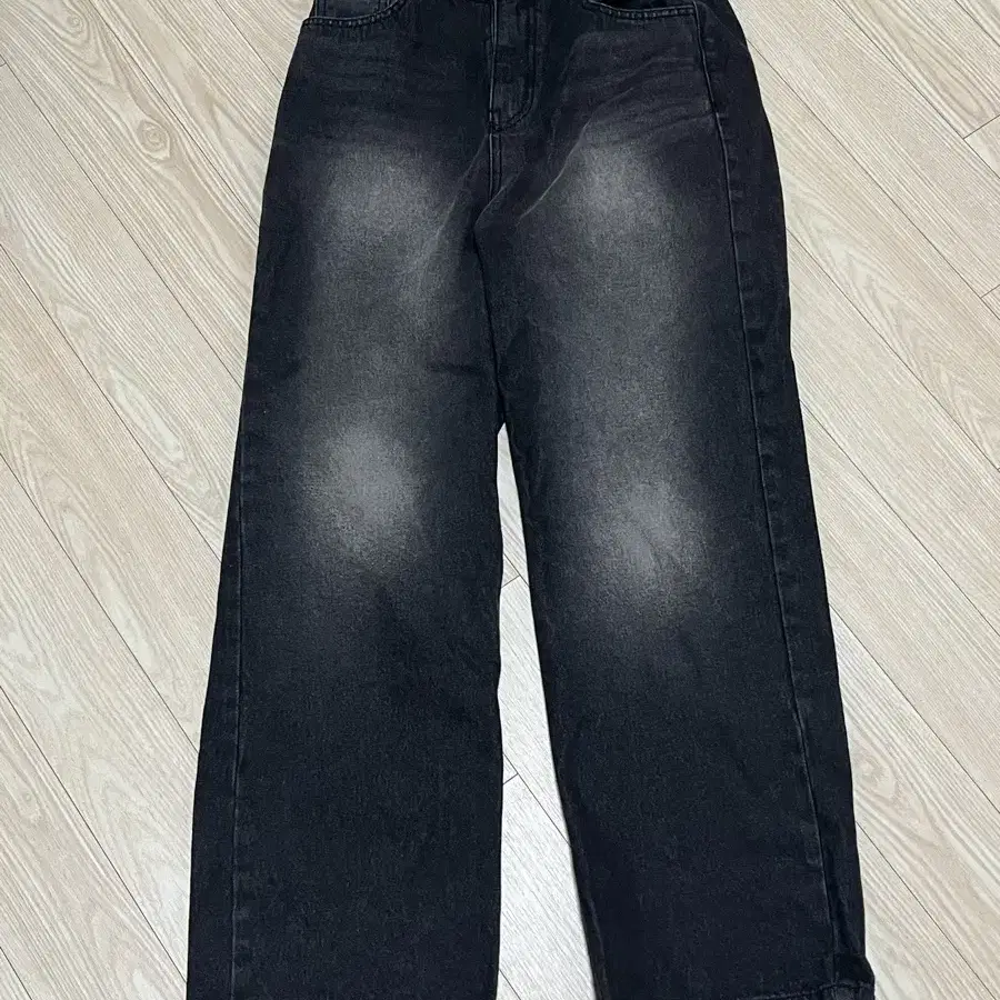 아쿠비클럽 musk black washing denim pants