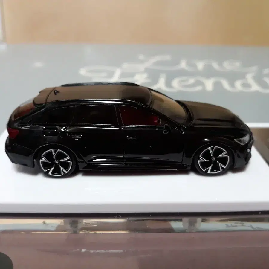 1/64 RS6 아반트 미니어처