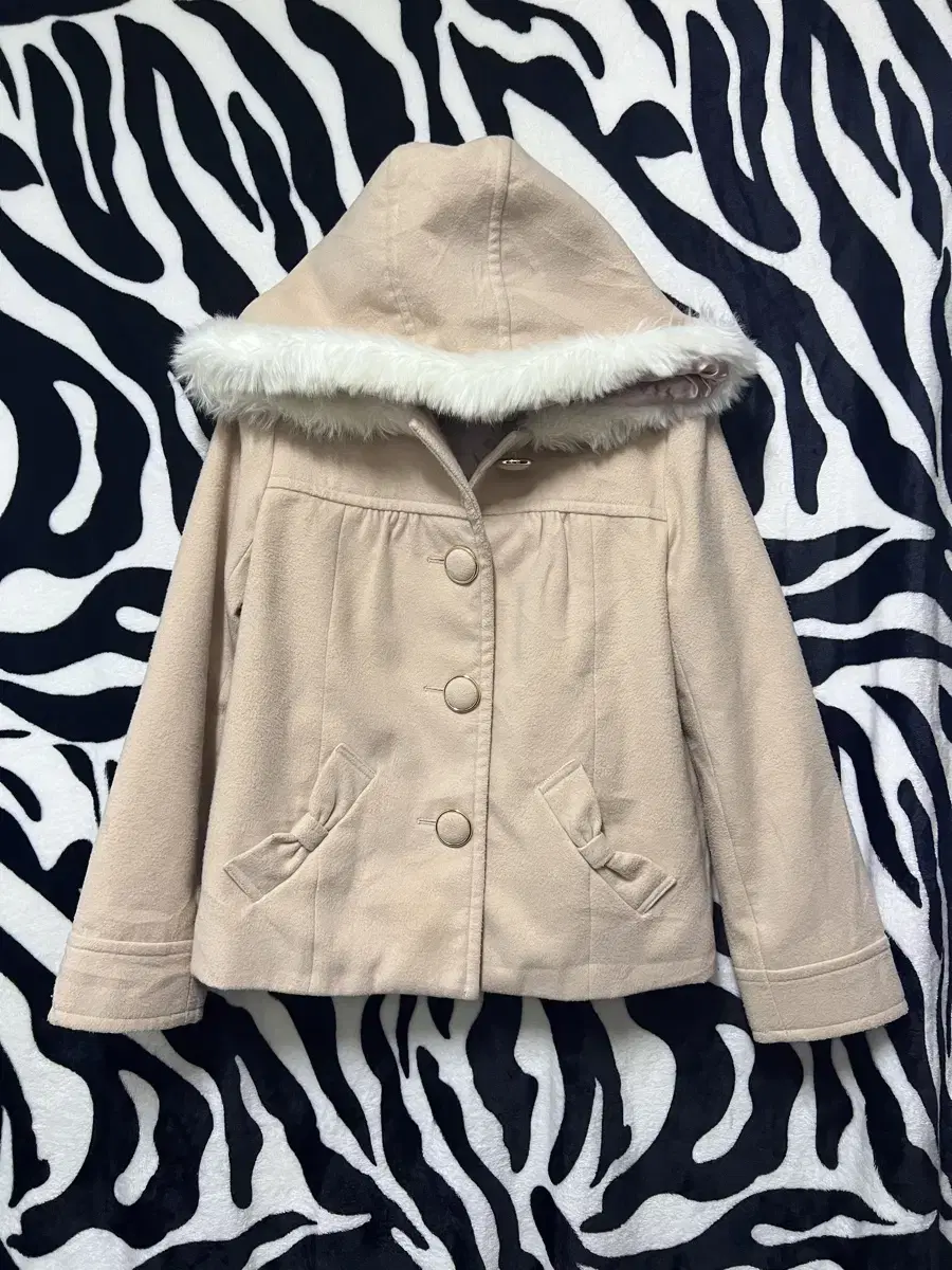 LizLisa fur hooded short coat jacket romantic latte gyaru lew logal hime pinterest mass produced