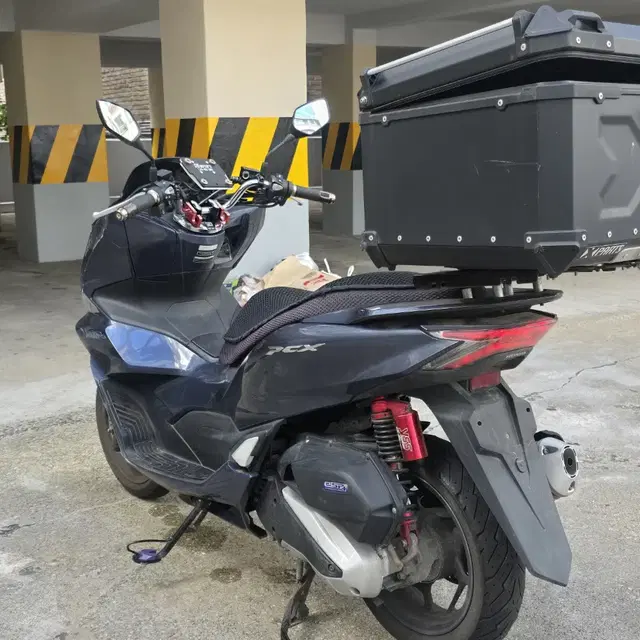 21년식 PCX125 ABS 배달세팅 팝니다.