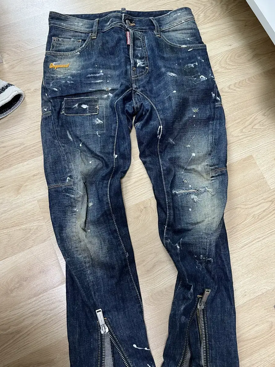 Discord2 jin Jeans