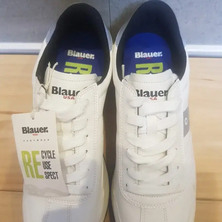 BLAUER U.S.A 스니커즈. 미착!