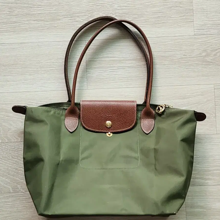 정품 롱샴 르플리아쥬 스몰 longchamp le pliage M