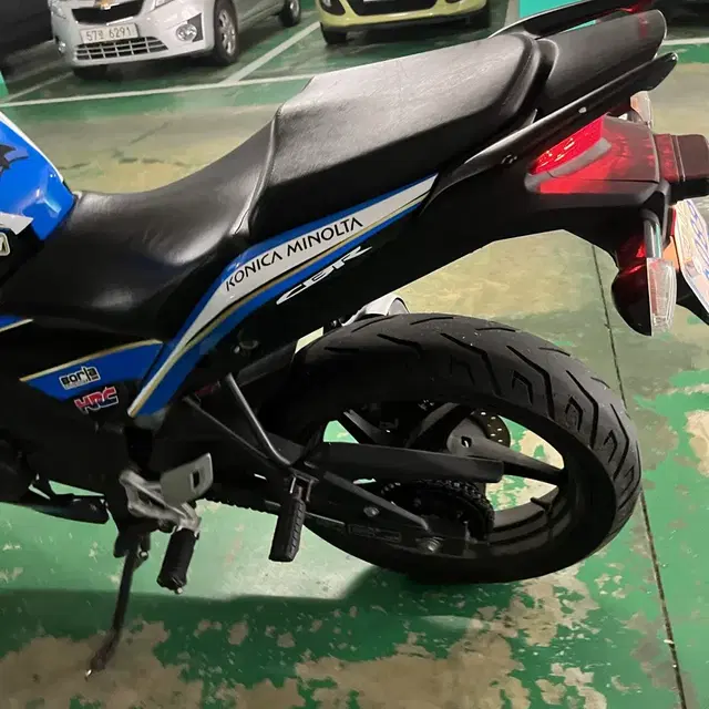 Cbr125 미놀타카울