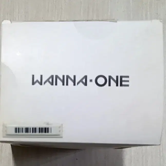 WANNA ONE 워너원 황민현 피규어