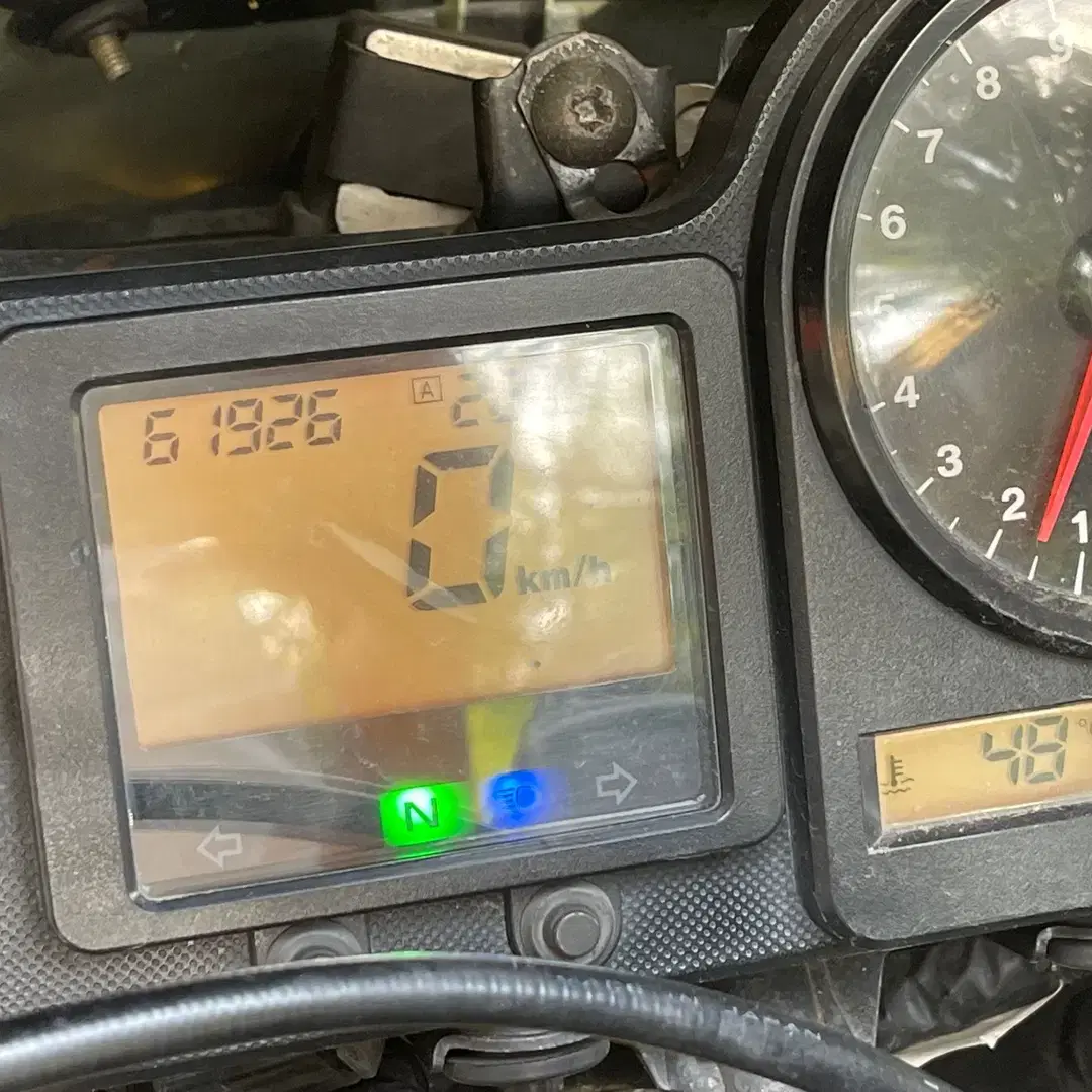 CBR929RR 01년식 6만KM 판매합니다.