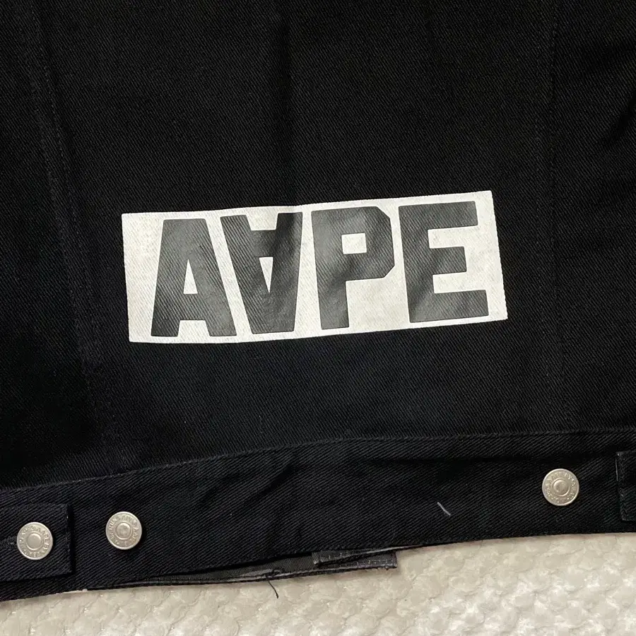 [L] Aape By A Bathing Ape 에이프 트러커 자켓 블랙