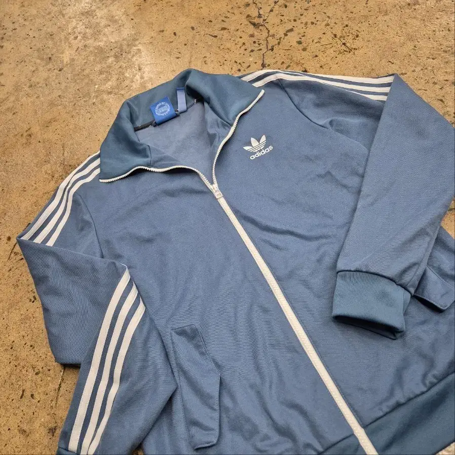 [ Authentic M,Sora ] Adidas Firebird Tracktop Jersey