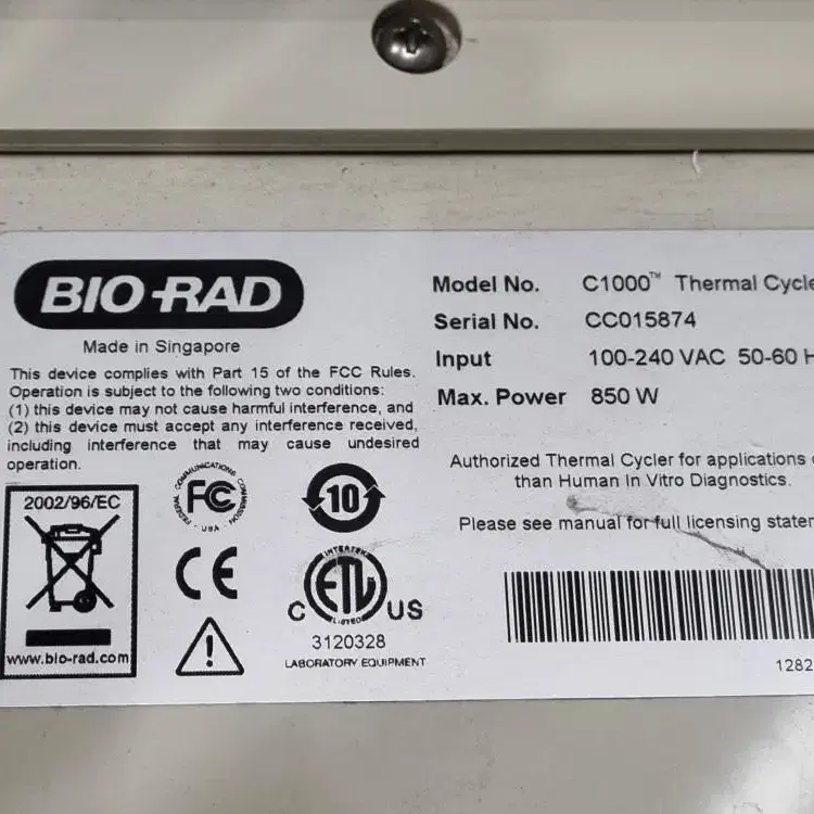 BIO-RAD C1000 Thermal Cycler PCR