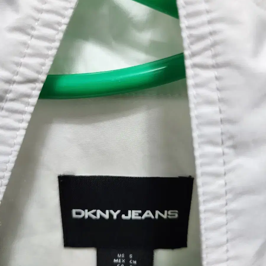 DKNY 오레오배색 바람막이