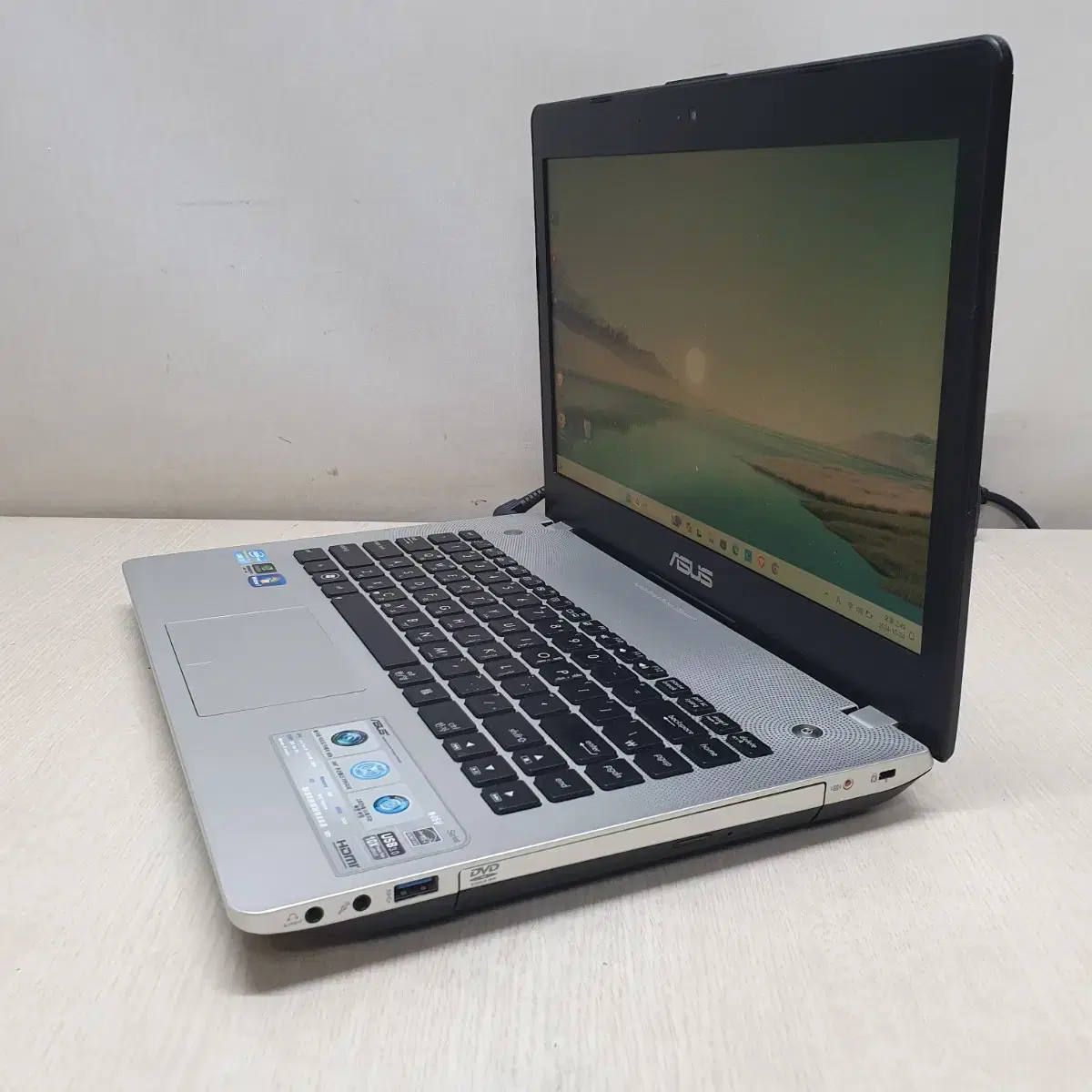 ASUS  N46V 게임 i7 8G SSD 사무 학습 동영상