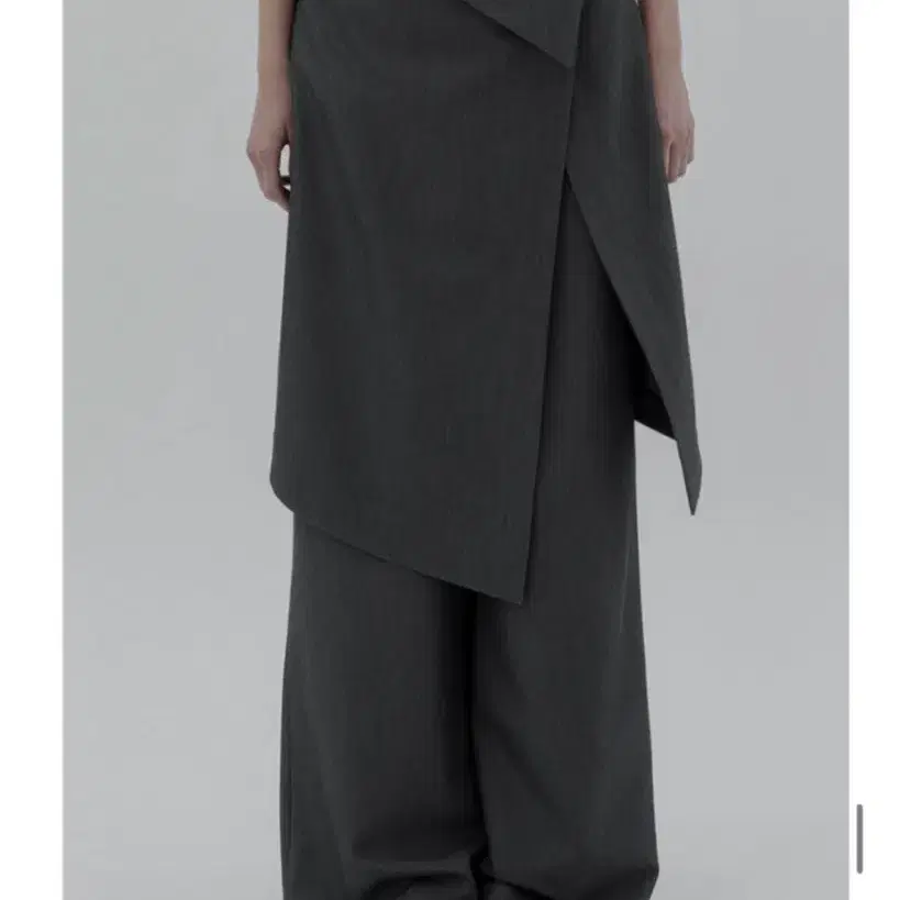 새상품)트리밍버드 2-way Folded Wrap skirt pants