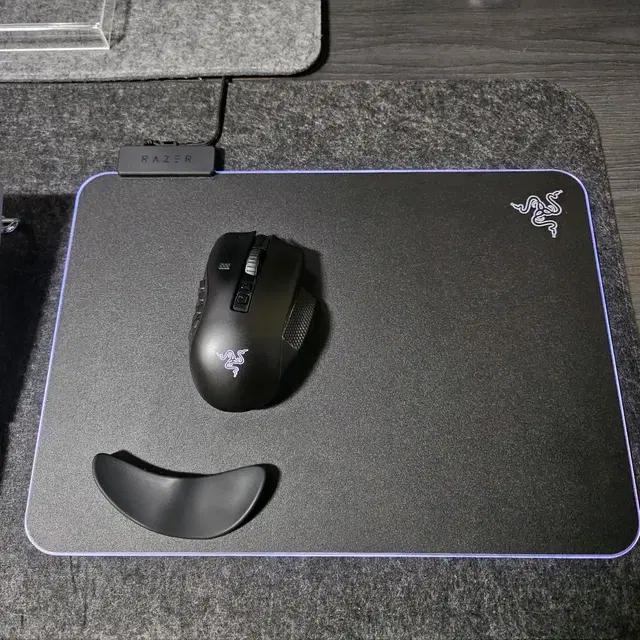 Razer firefly V2