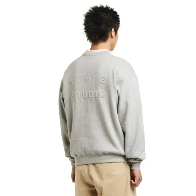 IAB STUDIO EMBOSSED SWEATSHIRT L