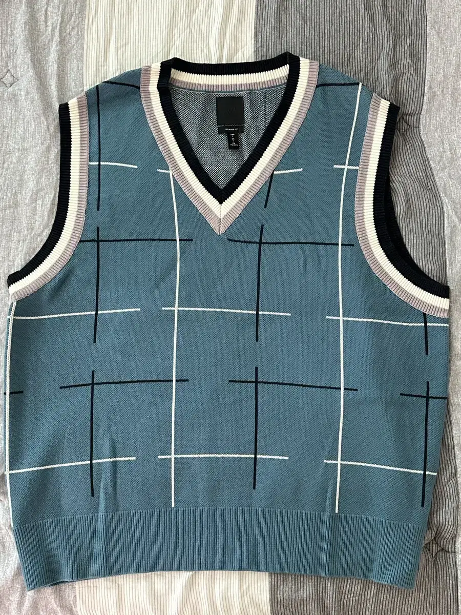 H&M Knit Vest L (100-105)