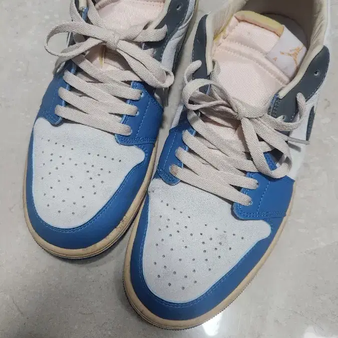 JORDAN 1 Low SE