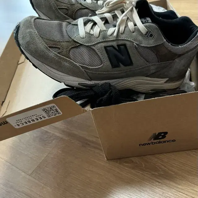 뉴발란스 자운드 M991JJA 270사이즈