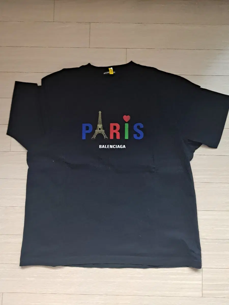 Balenciaga Paris Logo T-Shirt For Sale L