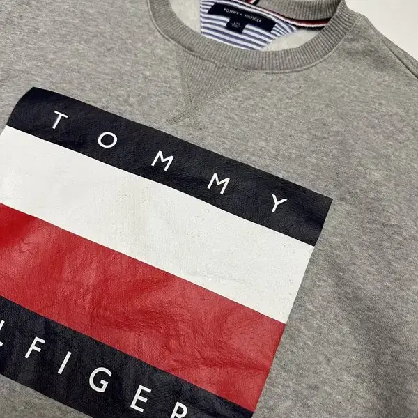 [L] Tommy Hilfiger 타미힐피거 빅로고 맨투맨