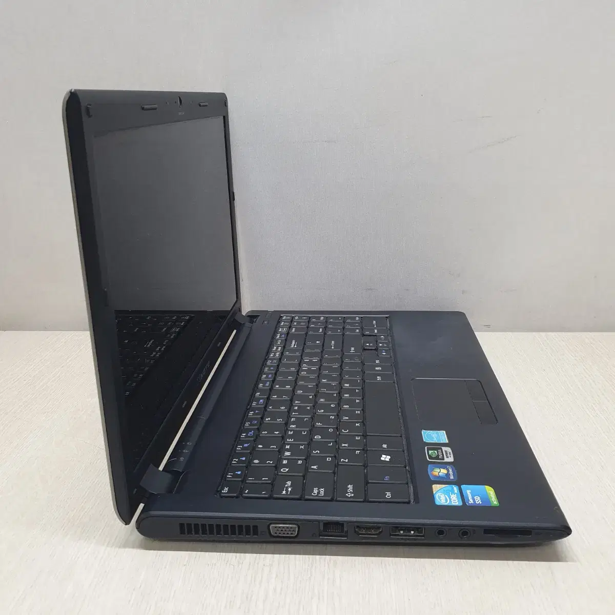 XNOTE A505 i5 8G 게임 사무 학습 웹서핑 동영상 15인치