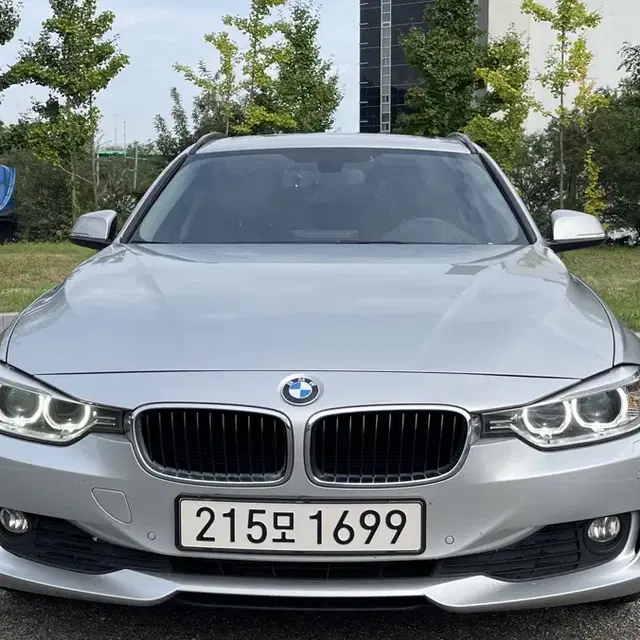 Bmw 320d f31 투어링 13년식 26만 무사고 올정비 800만원