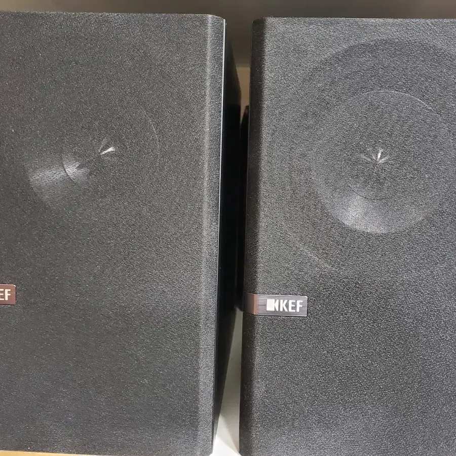 KEF 북쉘프스피커   Q100