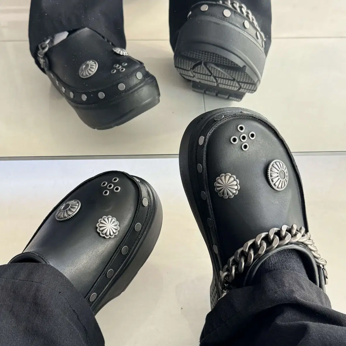 CROCS x ATMOS 크록스 STOMP