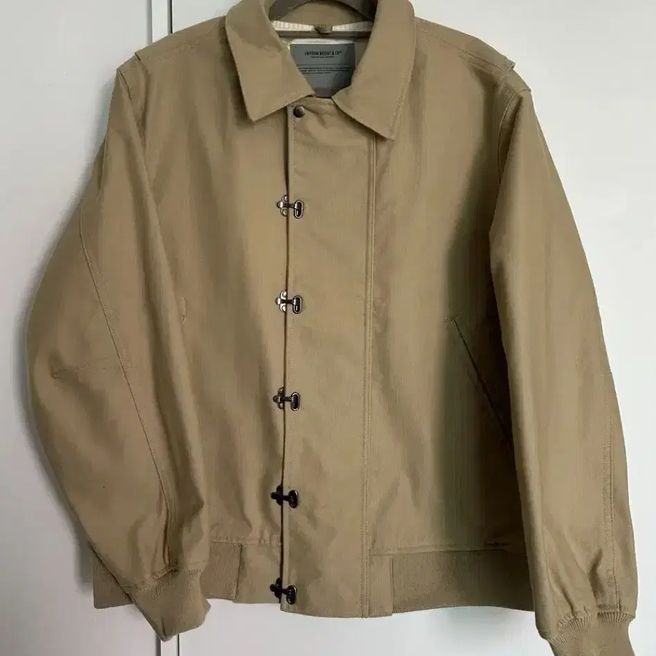 유니폼브릿지 자켓 N-1 deck jacket beige