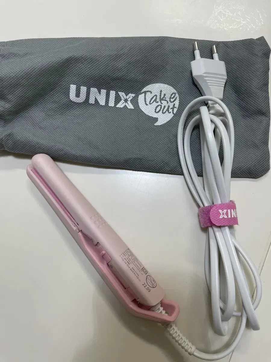 유닉스 테이크아웃 미니 고데기 UCI-A2501NA