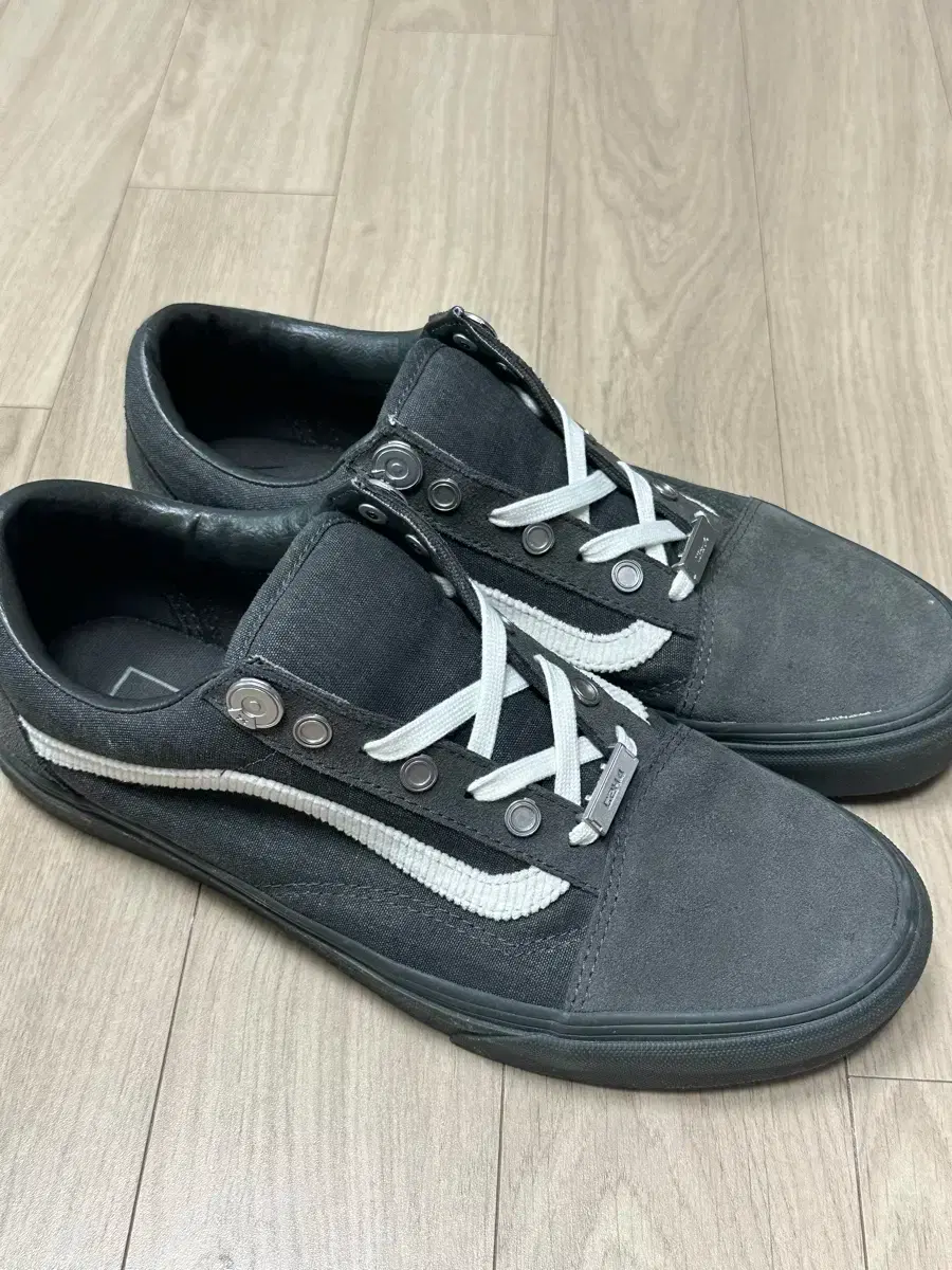 블랙민즈(blackmeans) x WHIZLIMITED 코인파우치 | 브랜드 중고거래 플랫폼, 번개장터