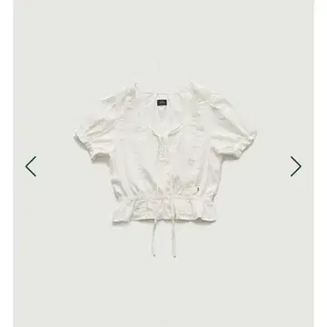 WhiteSud Pleatib Blouse ブラウス The Barnnet 더바넷 white sud pleatib blouse | 브랜드 중고거래 플랫폼