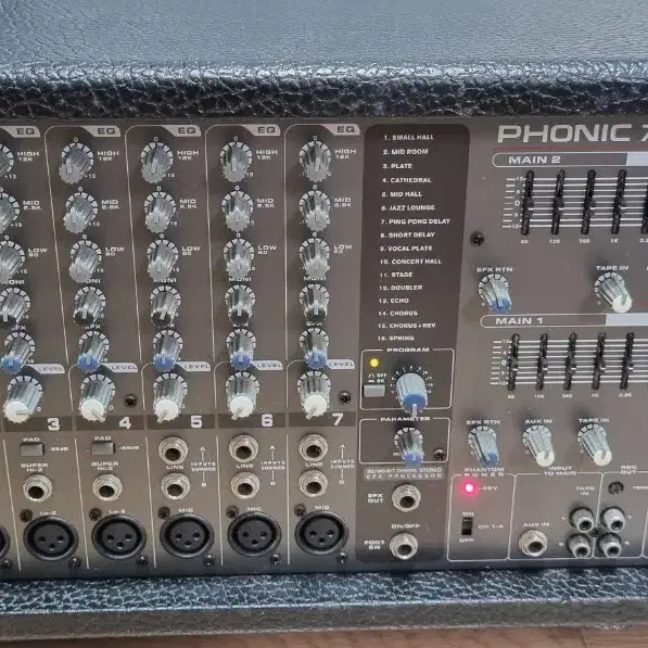 파워드믹서  PHONIC 780 (PLUS) 판매합니다.