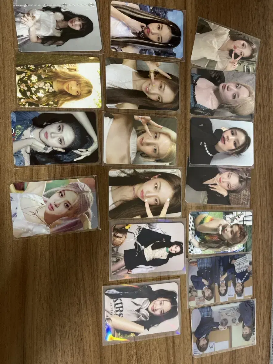 Girls' Generation photocard (Girls' Generation, Ive, Taeyeon, Black Pink)