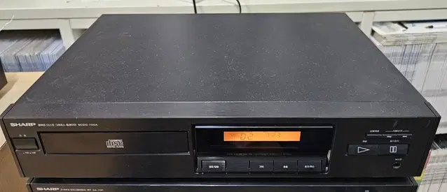 SHARP CD PLAYER SCDG-700A