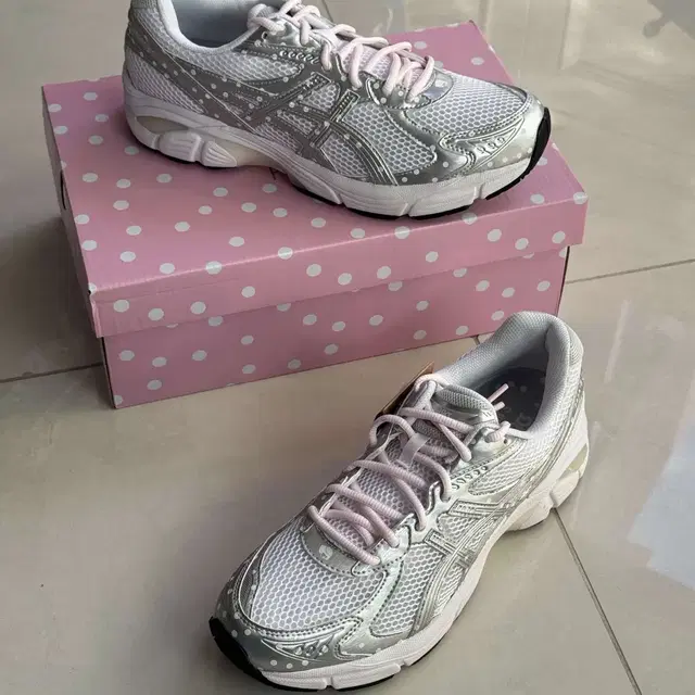 ASICS 아식스 GT-2160 스니커즈