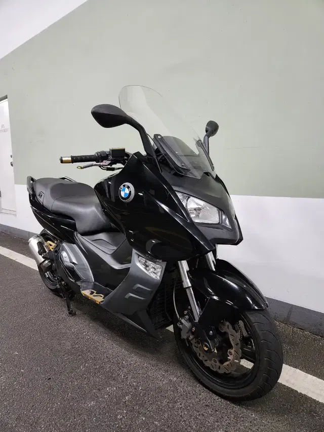 14년식 BMW c600s 판매합니다.