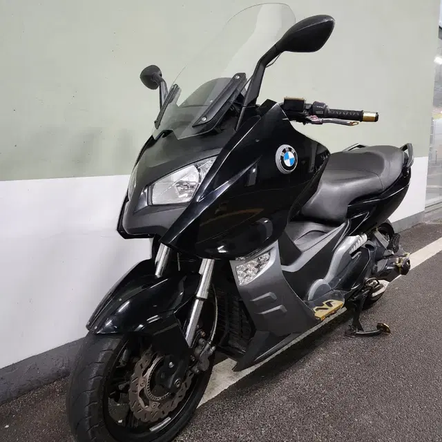 14년식 BMW c600s 판매합니다.