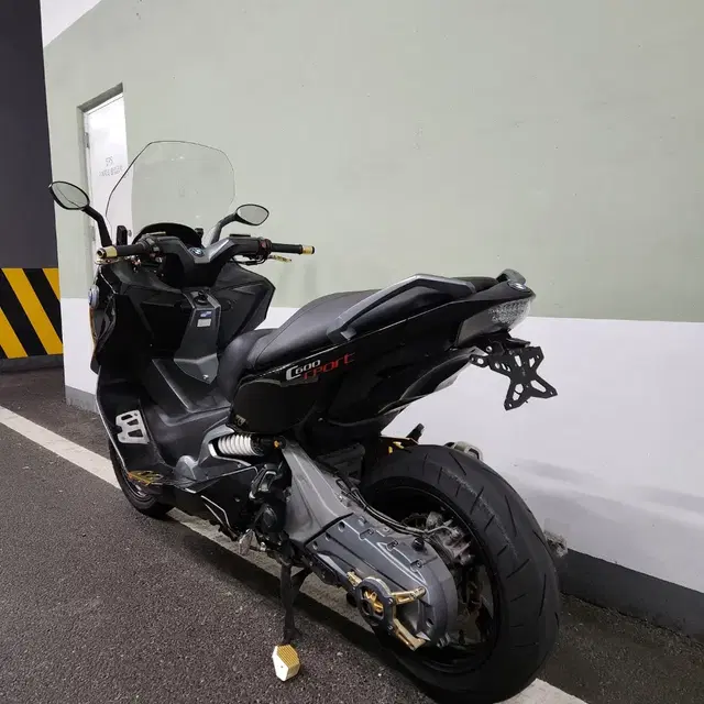 14년식 BMW c600s 판매합니다.