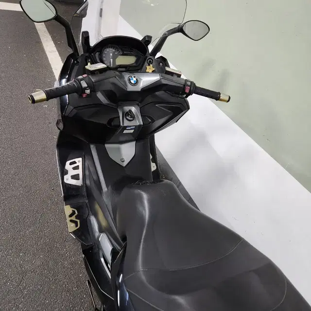 14년식 BMW c600s 판매합니다.